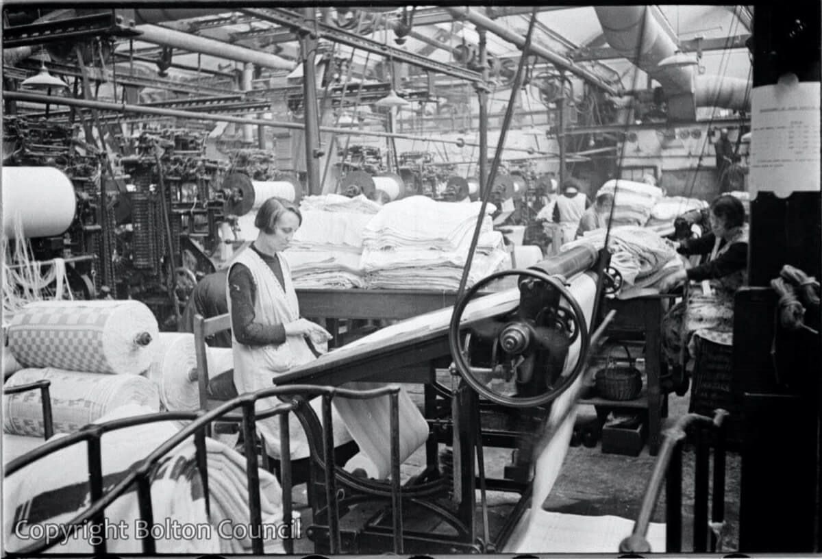 Photo of a Mill Interior taken by Humphrey Spender in November 1937
